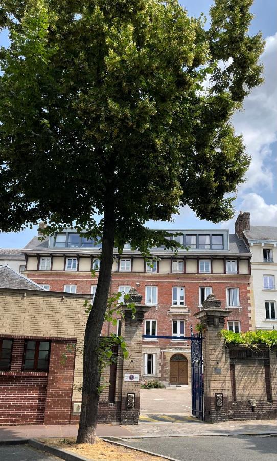 Le Flaubert, Appartement Et Parking En Centre Ville Ruão Exterior foto